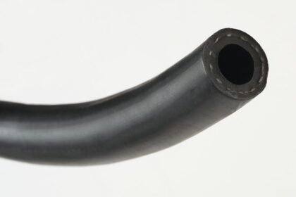 MANGUEIRA DE COMBUSTÍVEL SAE J30 R9, DIÂMETRO INTERNO DE 7,6 MM, 5 M