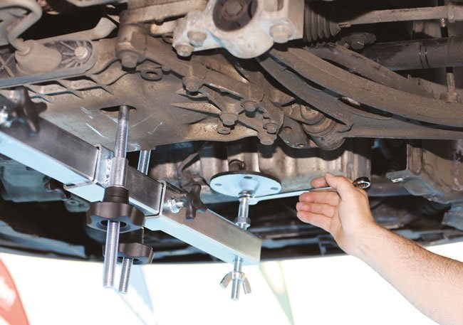SUPORTE AO MOTOR/CAIXA DE VELOCIDADES - Image 10